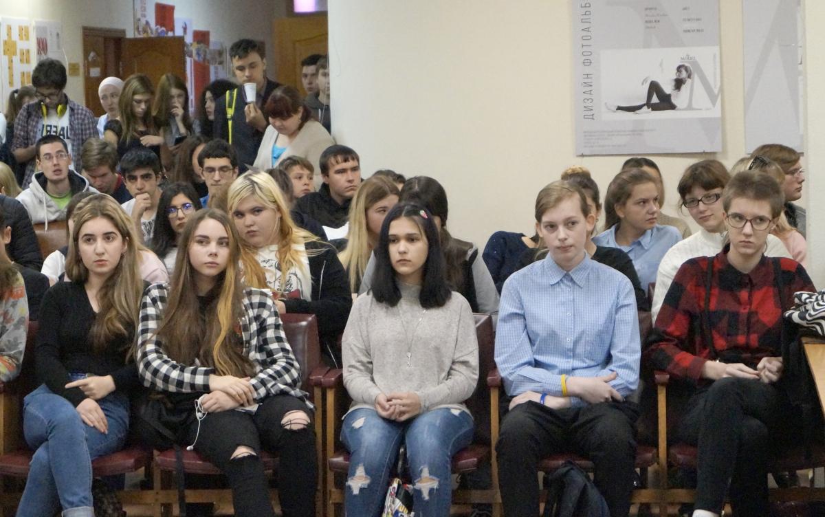 21 сентября студенты МРСЭИ просмотрели документальный фильм «Наркотики. Секреты манипуляции».